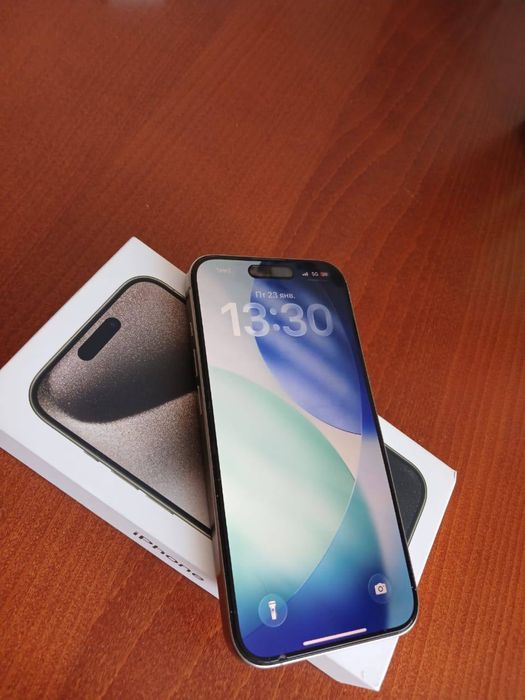 Iphone 15 pro (256Gb)