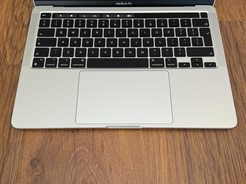 13.3' Apple MacBook Pro M1 2020 Silver 16GB RAM/256 GB SSD/Батерия 14ч