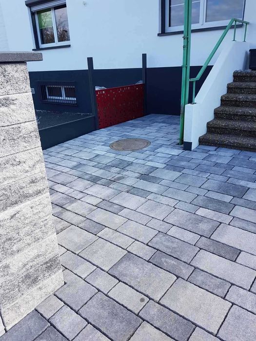 Редене на павета и плочки, вертикална планировка, изкопни услуги и още