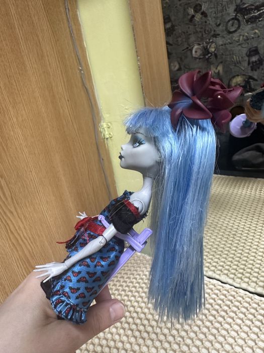 Продам куклу  монстр хай!