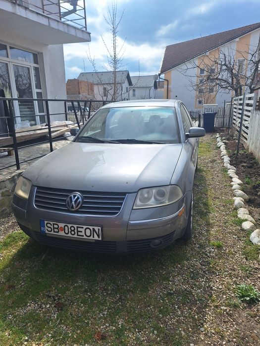 Vând  Passat 1.8 Turbo