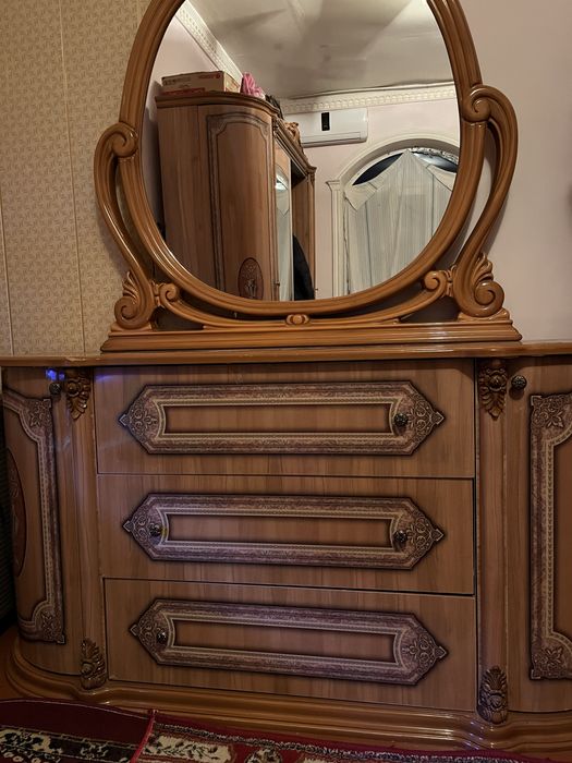 Спални гарнитур б/у