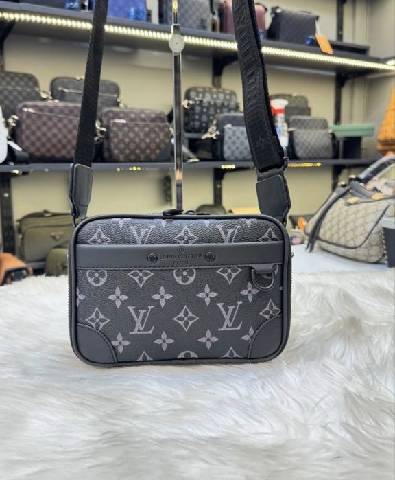 Louis Vuitton Чанти