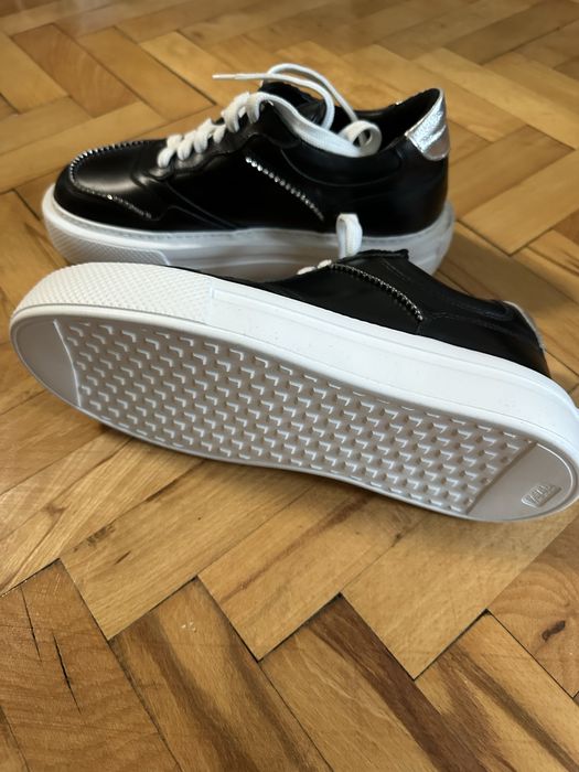 Кожени кецове от Aqvamarine