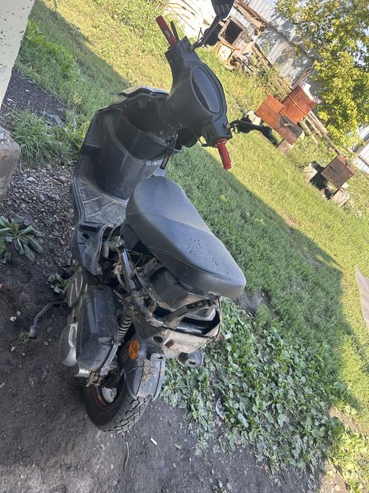М 8 продам не находу
