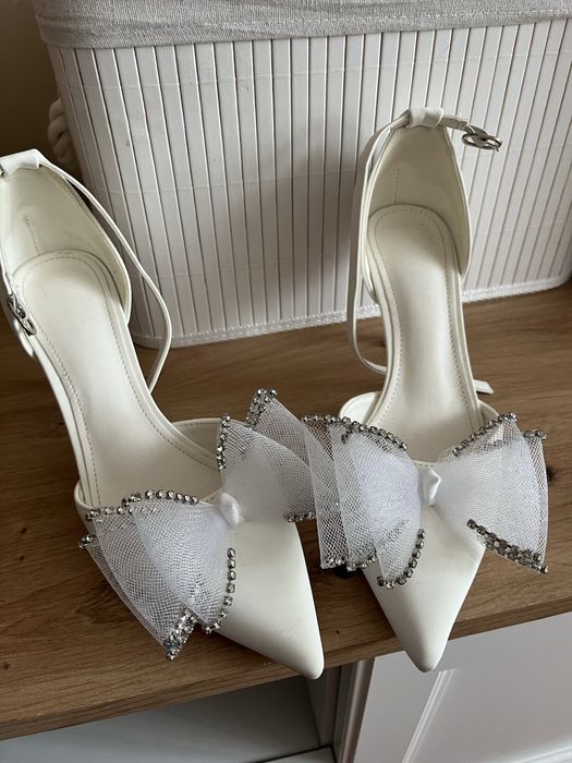 Pantofi eleganti de nunta (de gala)