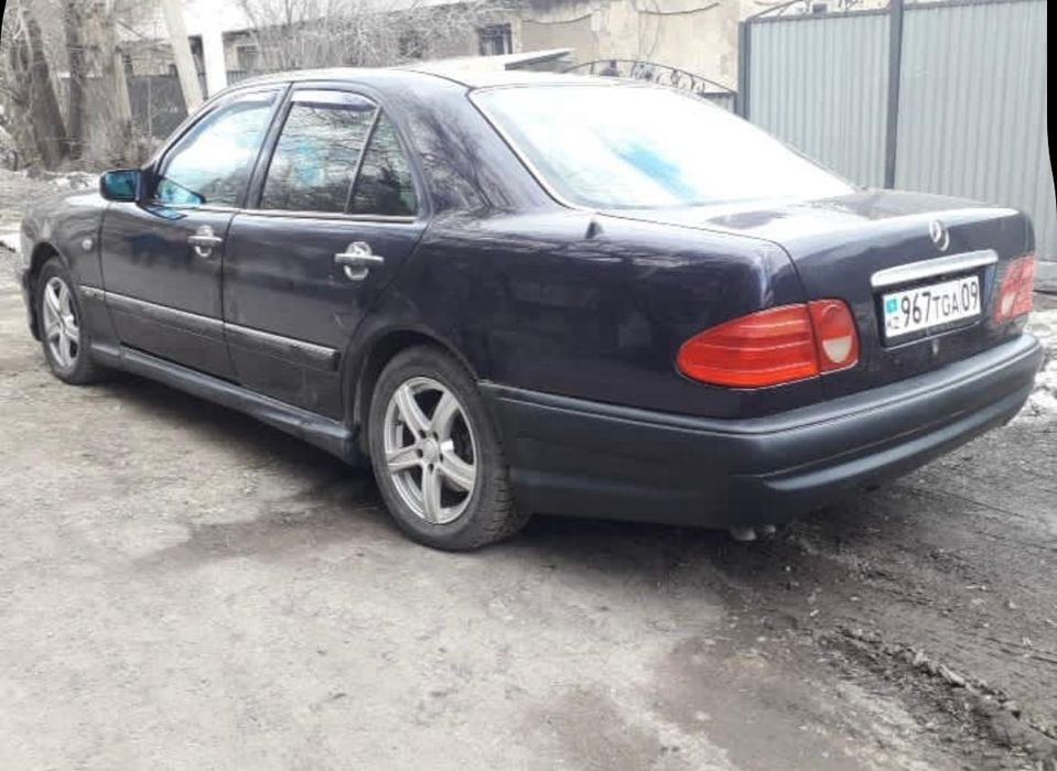 Мерседес 210 АМГ бампер продаётся