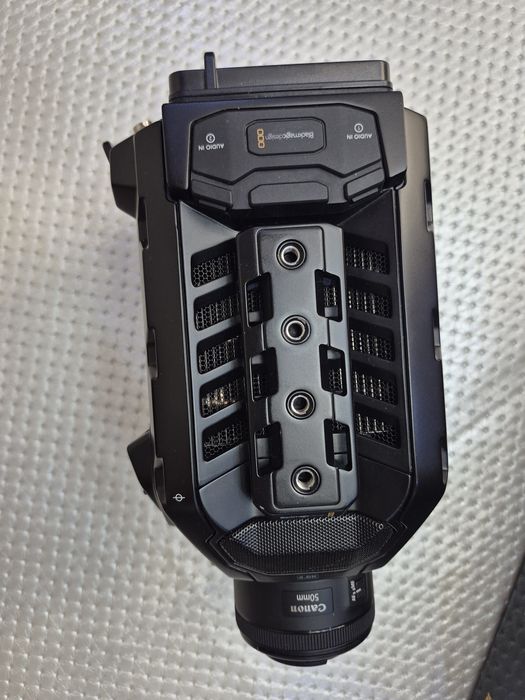 Blackmagic ursa mini 4.6k ef кинокамера, видеокамера