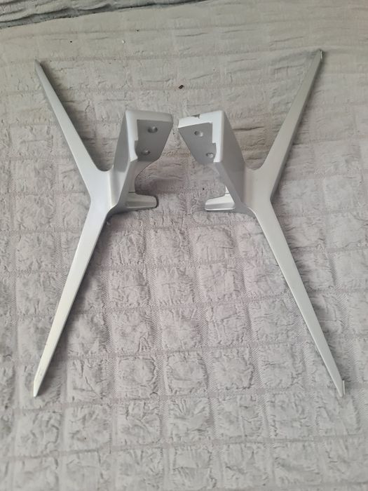 Крака за телевизор