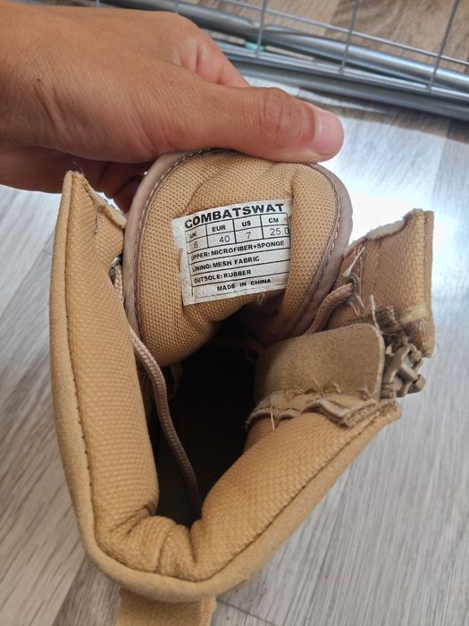 Продам берцы новые