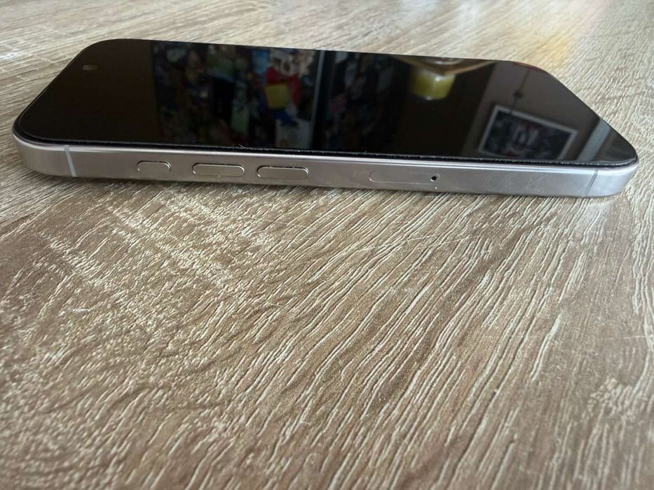 Iphone 16 pro 256 Natural titanium