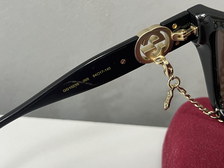 Gucci GG cat-eye square