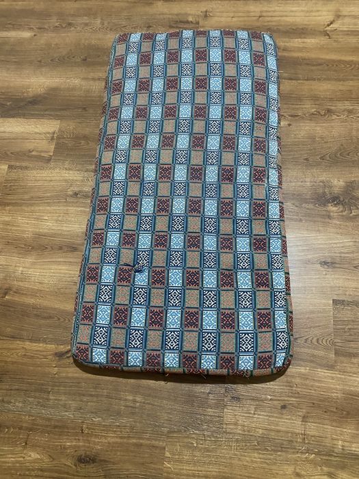 Продам курпачи разных размеров, диванные подушки