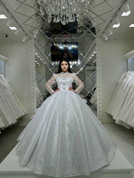 Свадебное платье