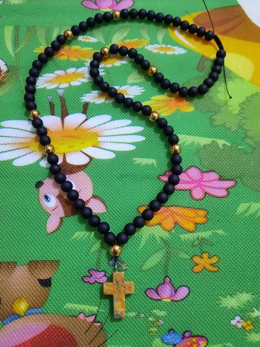 Броеници с кръст