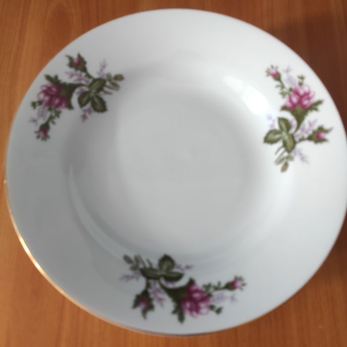 Тарелки глубокие