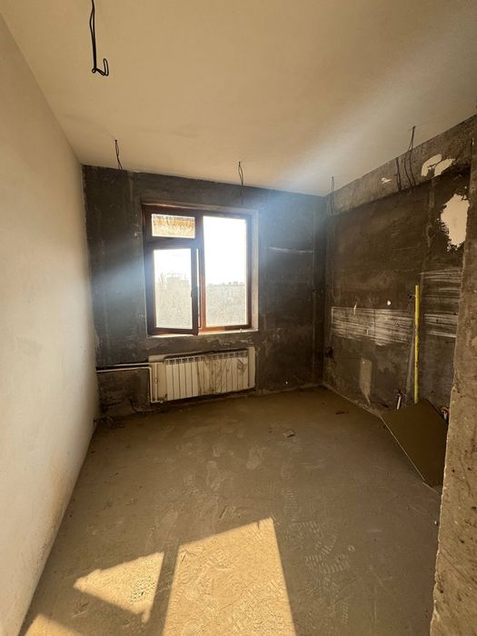 Продаётся ЮнусабадЖК Baxt Qasri 4/5,6/6