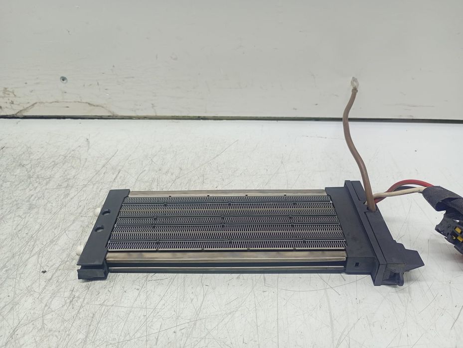 Radiator electric bord 666908D-A Peugeot 607 1 (2000 - 2004) 2.2 hdi 4HX DW12TED4
