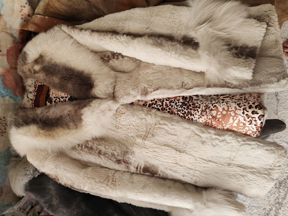 Отдам верхнюю одежду