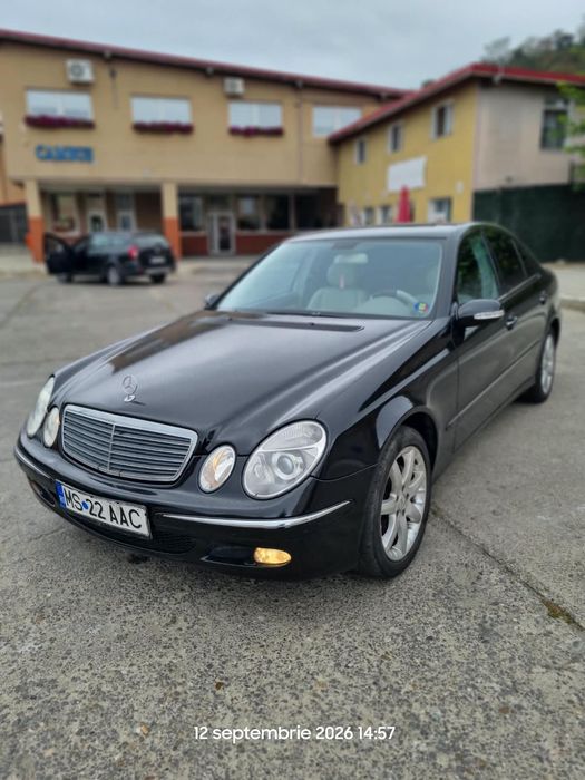 Vând Mercedes-Benz E 270 CDI
