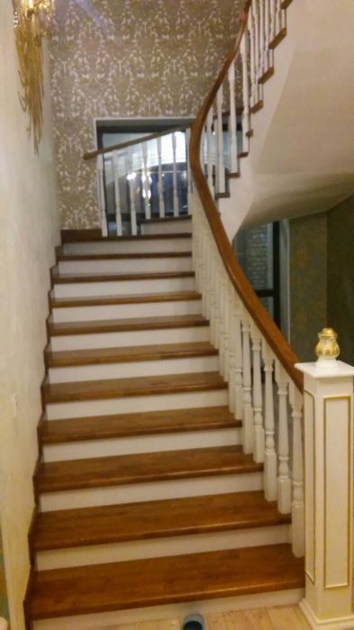 Лестницы, из дерева.