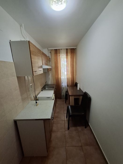 Închiriez apartament 2 camere