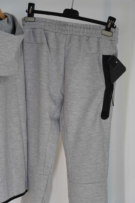 Trening Nike Tech Fleece, Model NOU 2025 -Calitate Premium baieti fete