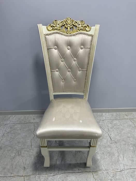 Стулья пряма со склада