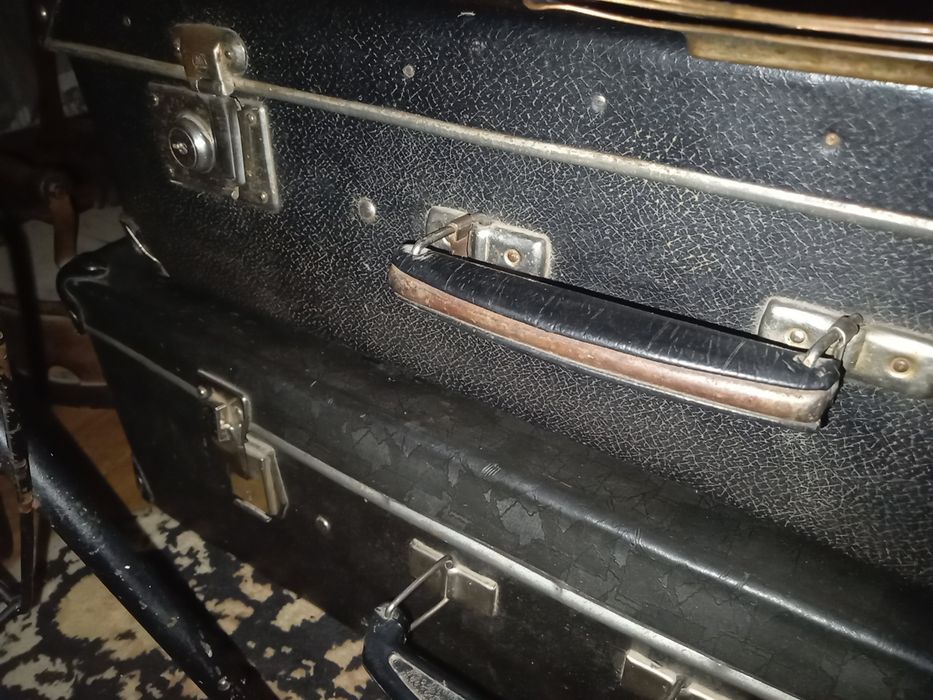 Чемоданы СССР и другие чемоданы на колесах