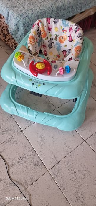 Паяк за дете с подвижен механизам за височината