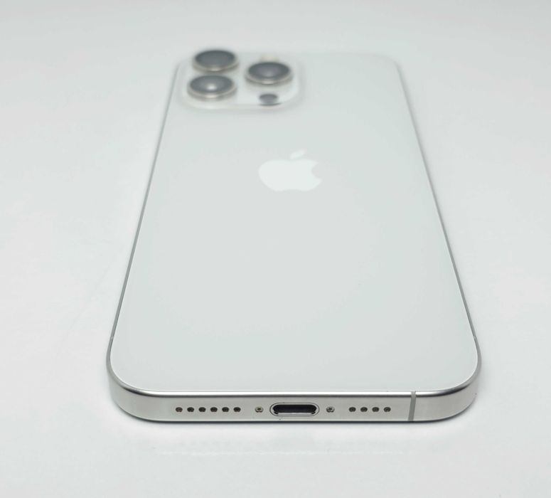 iPhone 15 Pro Max 256GB White Titanium