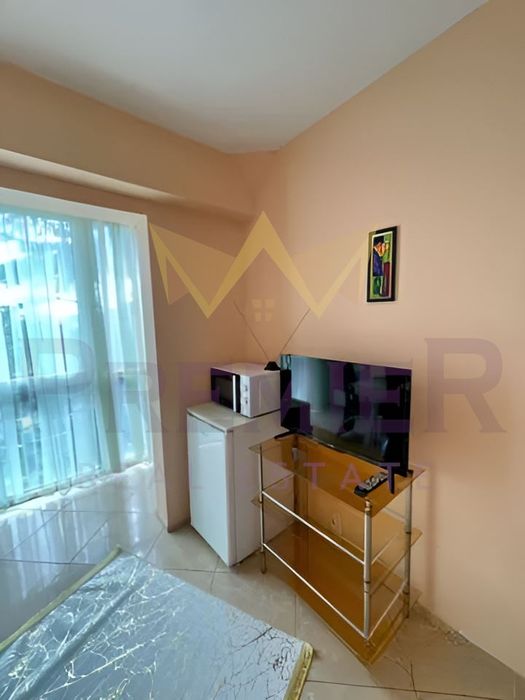 Дава се под наем Двустаен апартамент в Варна, Трошево - 45 кв.м за 433.5 € - Снимка #3