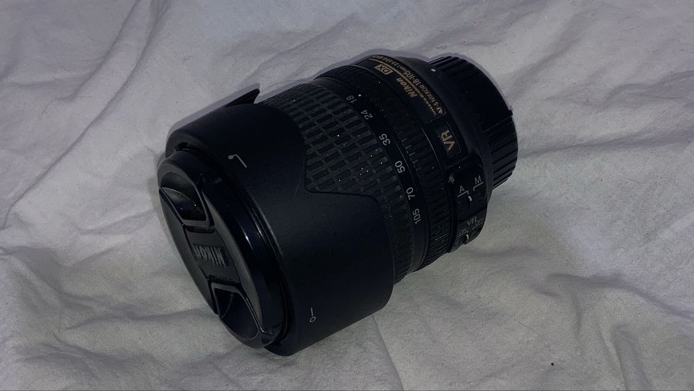 Объектив Nikon 18-105 DX