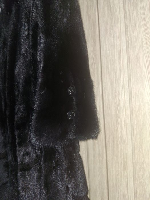 Норковая шуба черная