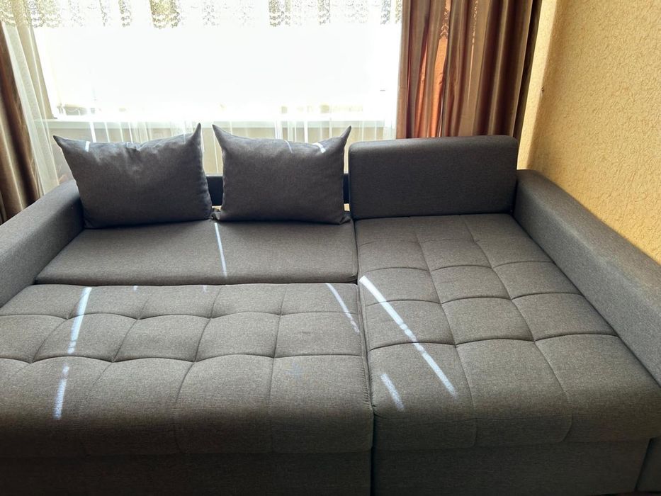 Продам угловой диван. В хорошем состояние.