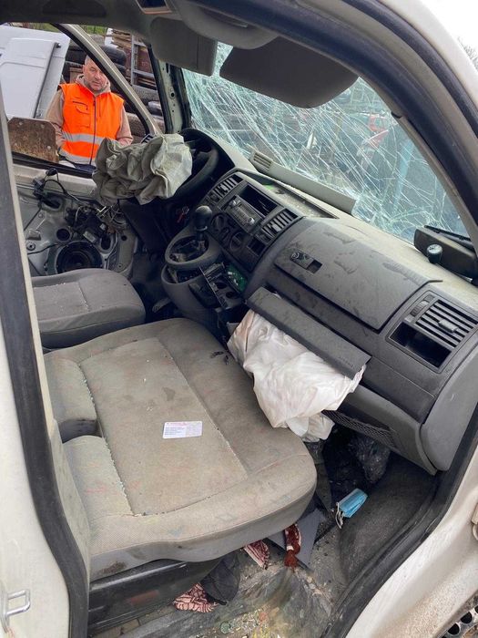 Piese VW Transporter T5    1.9  din 2008 - brs