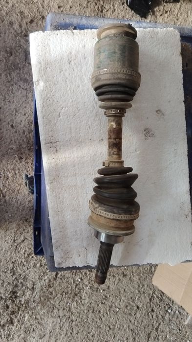 Butuci /Planetară / Carenaj Ford Ranger și Mazda B 2500 99-2006 99 - 2