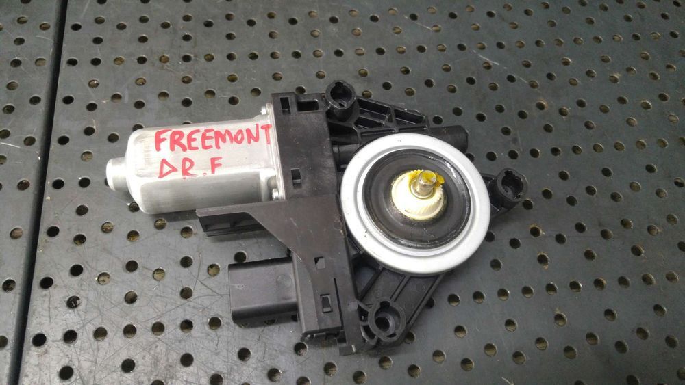 Motoras macara dreapta fata fiat freemont 345 c22330100