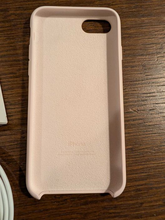 iPhone SE gen 3, 64GB, 5G, Negru, Husa originala + incarcator si folie