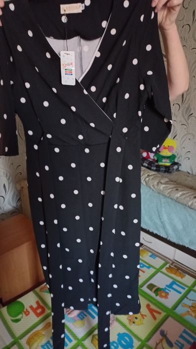 Продам платье женское