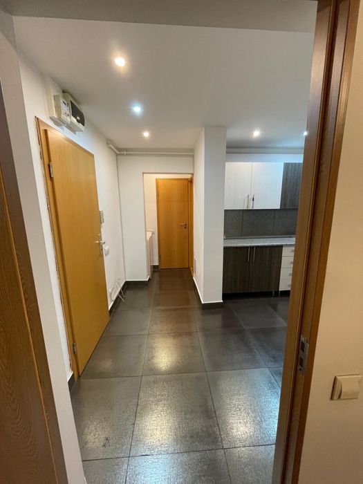 Inchiriez apartament cu 2 camere Brasov