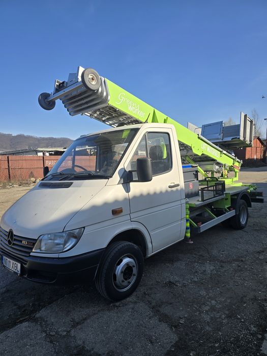 Închiriere Lift pentru materiale de construcții