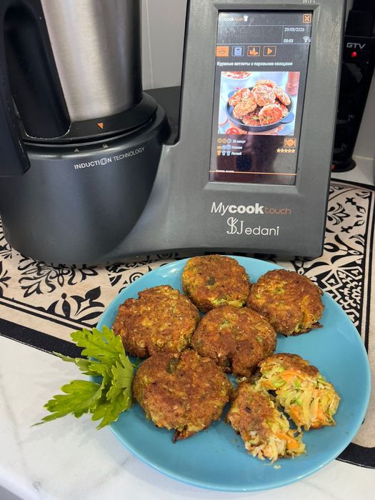 Продам новый кухонный робот