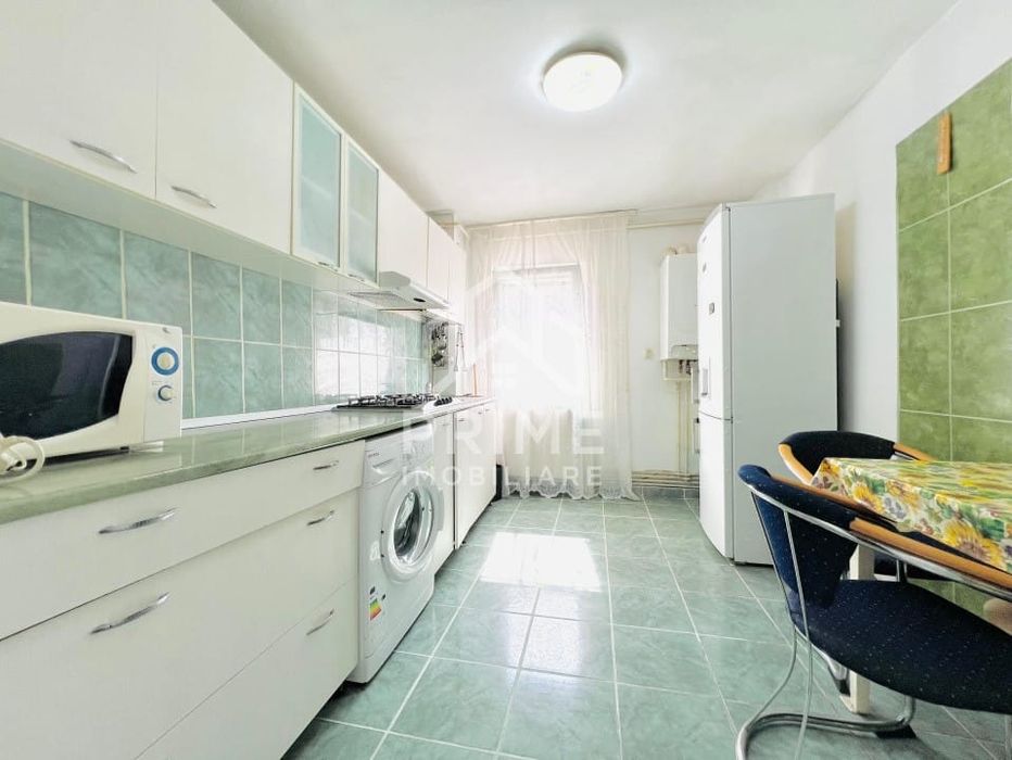 Închiriez apartament