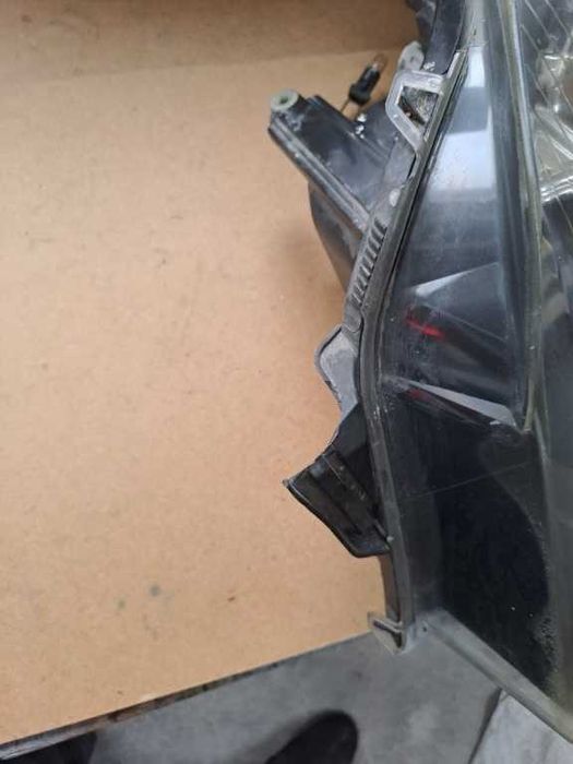 Far stanga Opel Astra H an 2003-2006