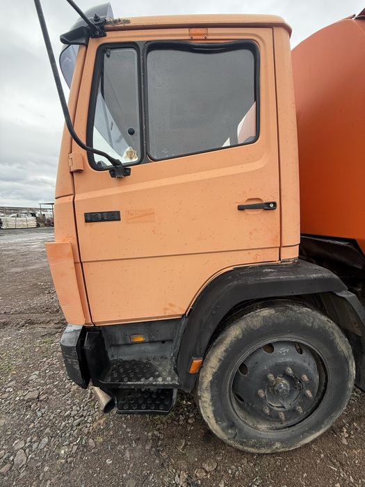 Камион Мерцедес 1314 125кс 6000куб 1991г на части