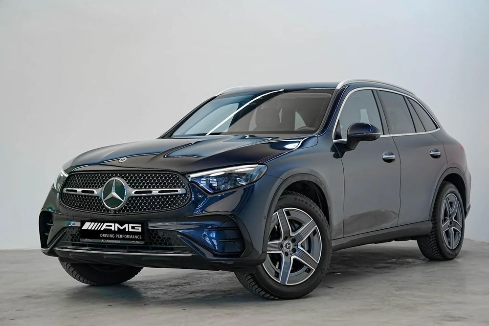 Mercedes-Benz GLC Pachet AMG,Lumini ambientale,Rear axel steering,Faruri Active light