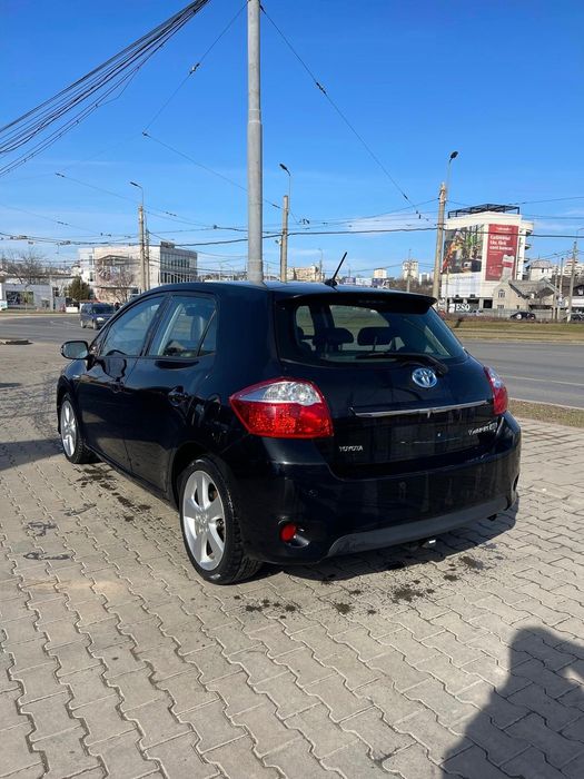 TOYOTA Auris 2011 — imagine 2