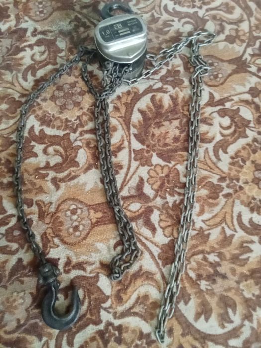 Продам лебедку срочно