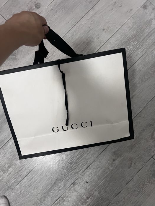 Продаю кеды В оригинале Gucci